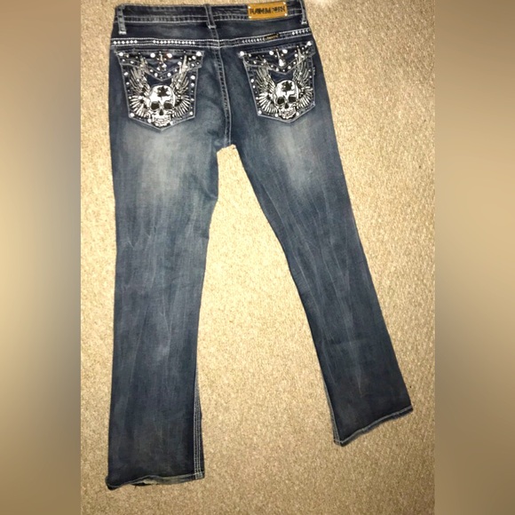 Platinum plush flared jeans with studded scull, size 9 barley used - Picture 2 of 3